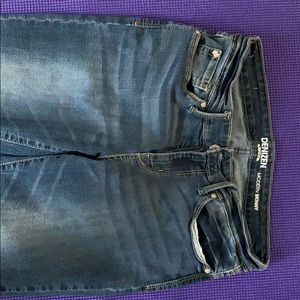 Levi’s skinny jeans